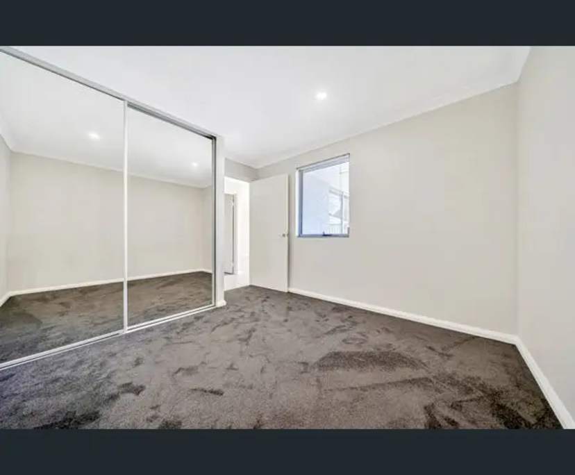 Room in a share house