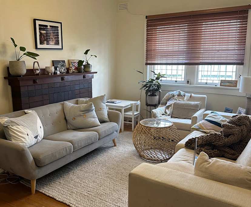 Whole property with 2 rooms for rent