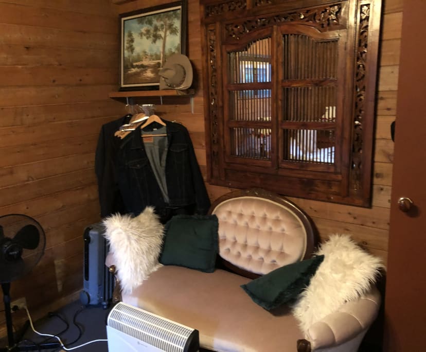 Room for Rent in Medlow Bath, NSW 300, Furnished,...