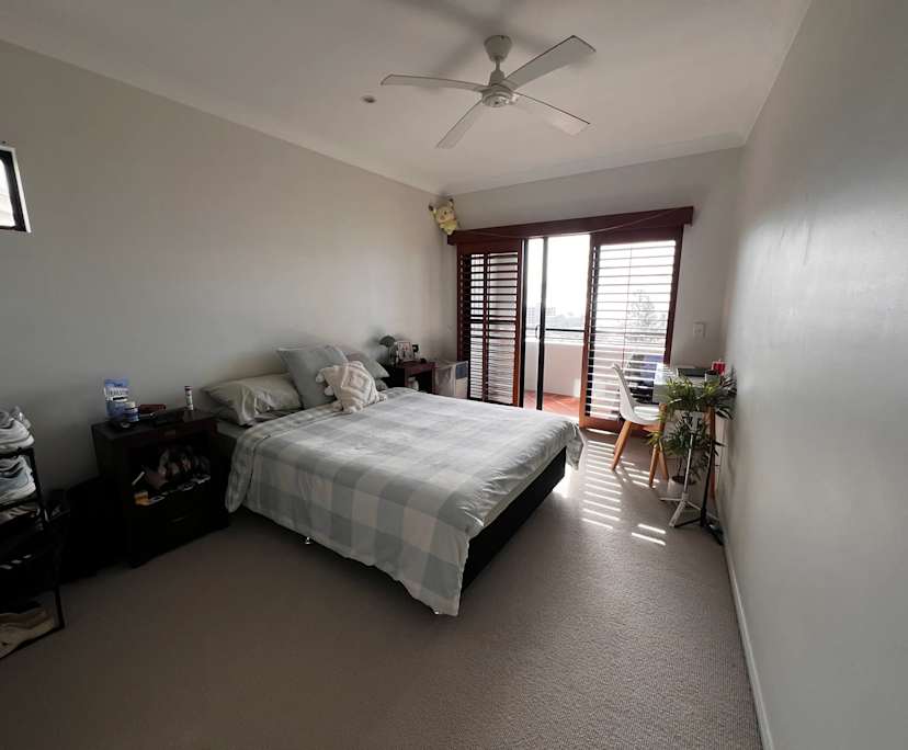 Furnished room with ensuite in a share house