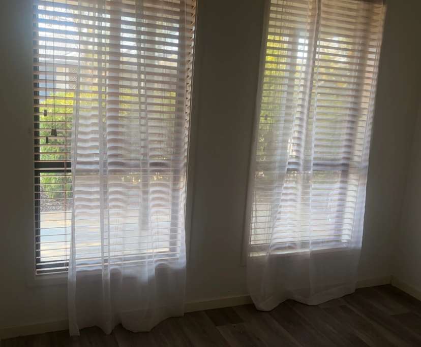 Unfurnished room in a share house