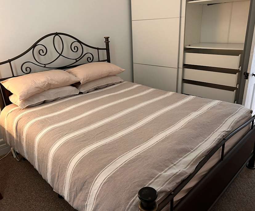 $180, Share-house, 3 bathrooms, Geelong VIC 3220