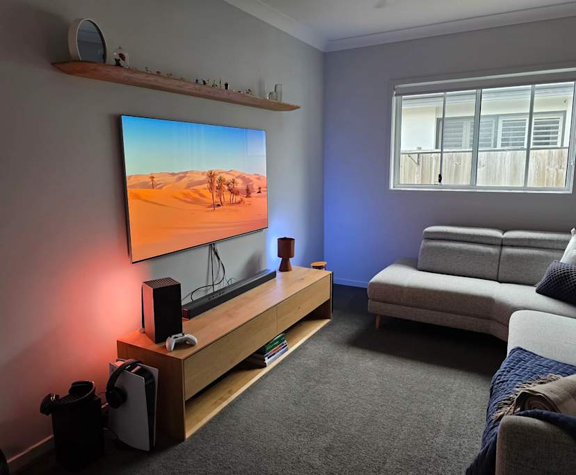 $300, Homestay, 4 bathrooms, Burpengary East QLD 4505