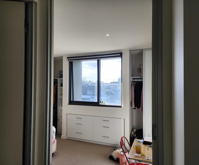 $350, Flatshare, 2 bathrooms, Box Hill VIC 3128