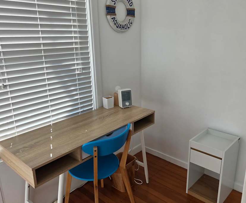 Whole property with 1 room for rent