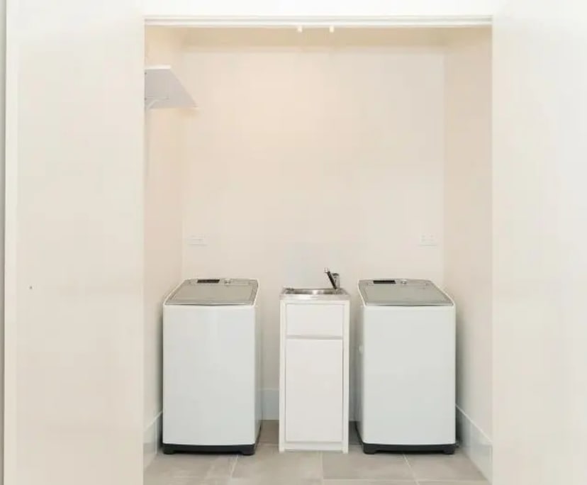 $410, Studio, 1 bathroom, Rocklea QLD 4106