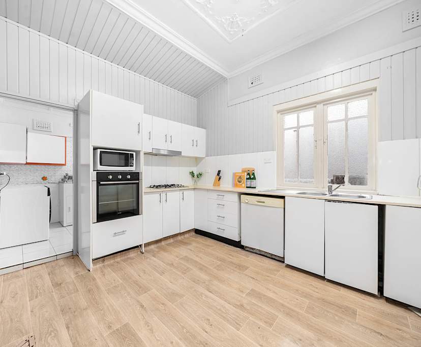 $300, Share-house, 6 bathrooms, Strathfield NSW 2135