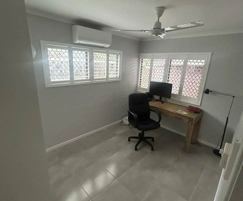 Unfurnished room in a flatshare