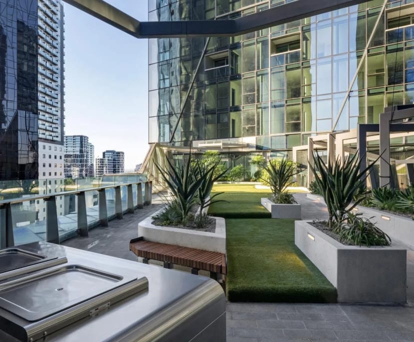 Furnished room in a flatshare