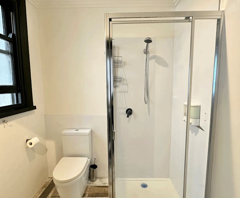 $850, Flatshare, 2 bathrooms, Potts Point NSW 2011
