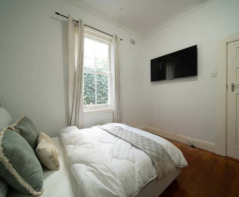 $1,800, Whole-property, 3 bathrooms, Randwick NSW 2031