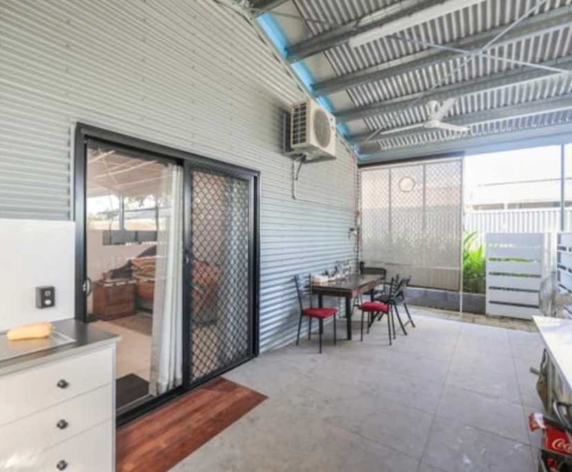 Furnished room granny flat for rent