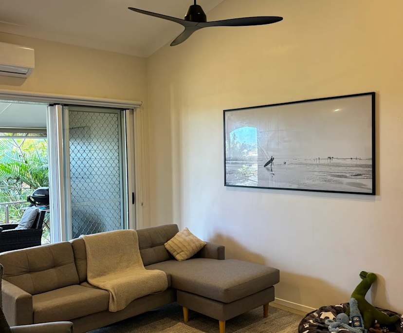 Furnished room in a share house