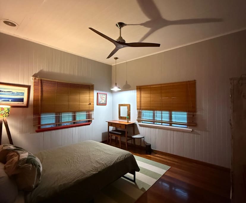 Furnished room in a share house