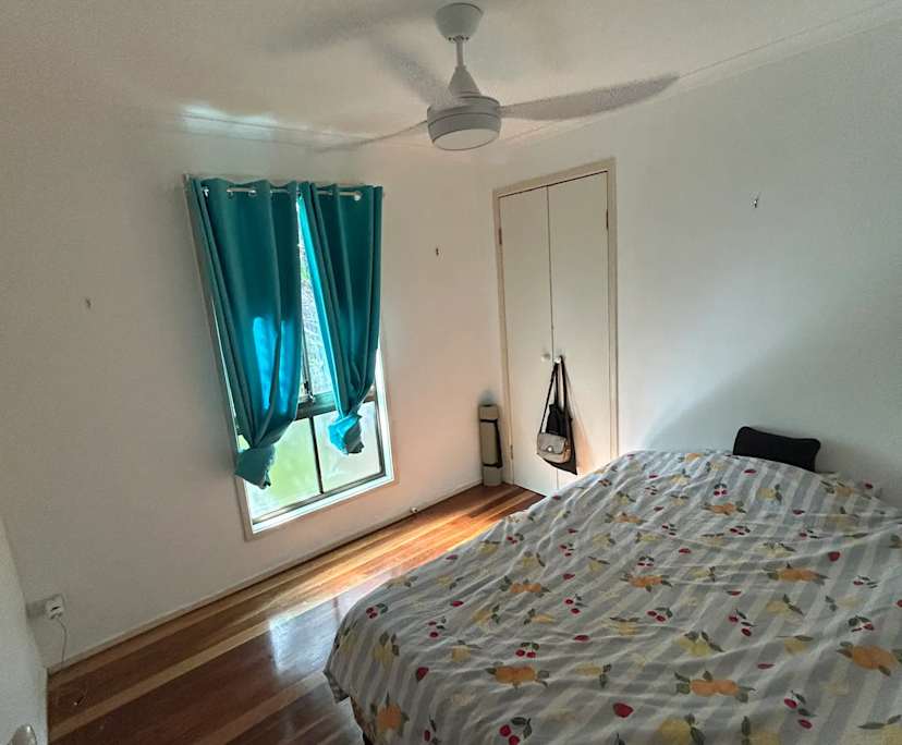 $260, Flatshare, 3 bathrooms, Banora Point NSW 2486
