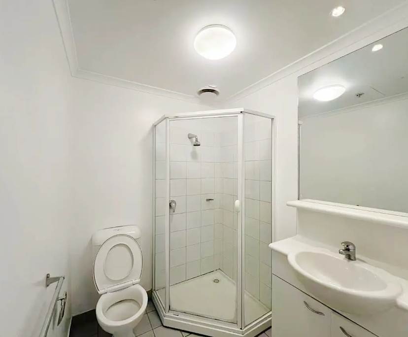 $650, Whole-property, 2 bathrooms, Carlton VIC 3053