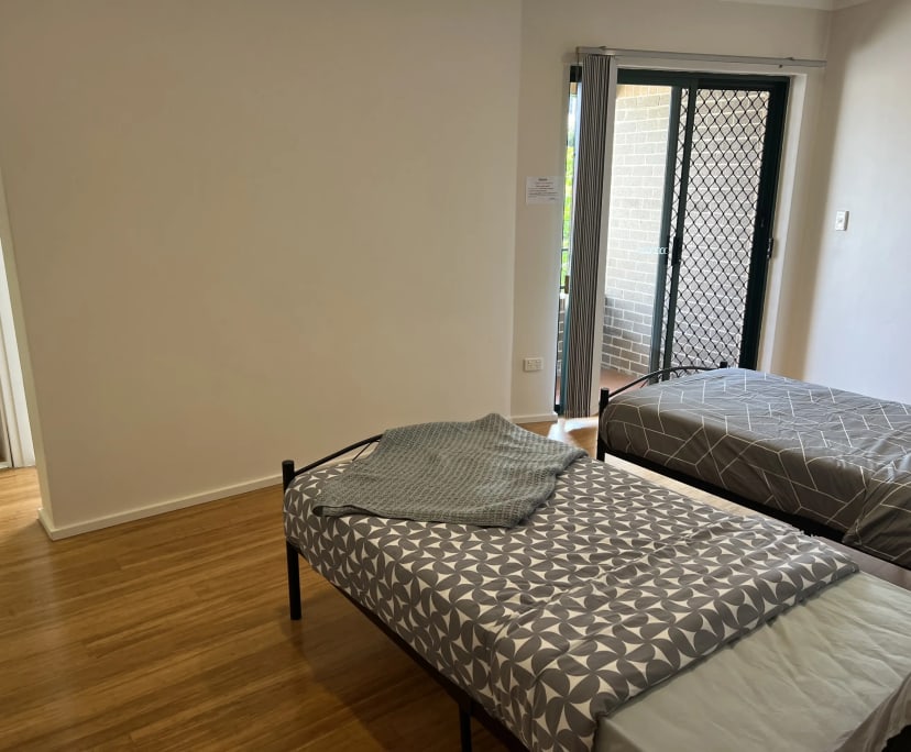 $300, Flatshare, 3 bathrooms, Chippendale NSW 2008