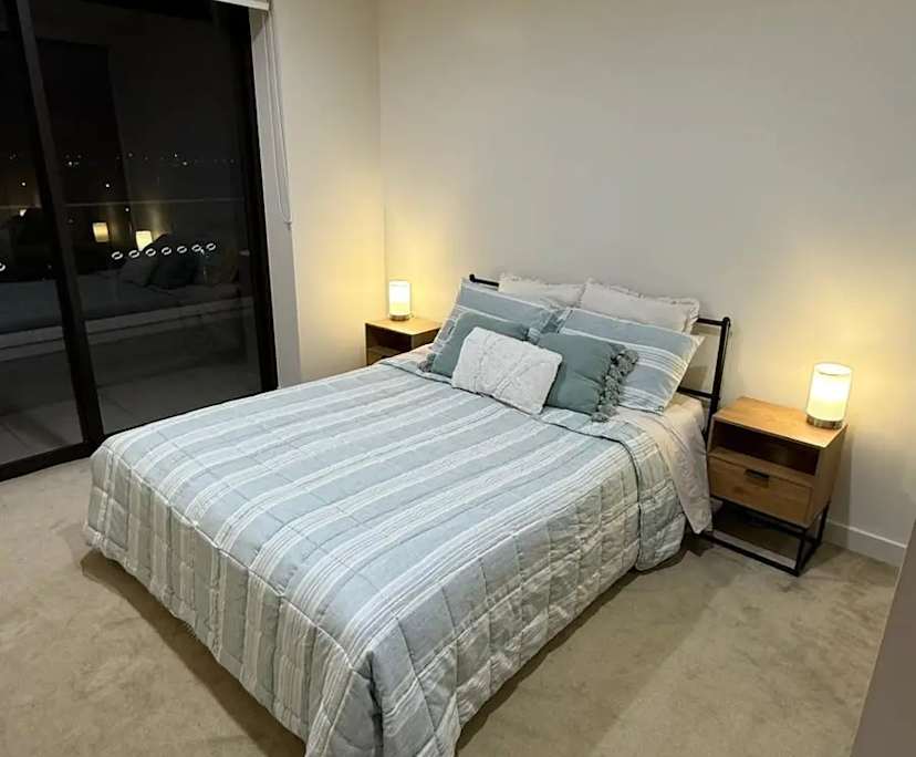 Furnished room with own bathroom