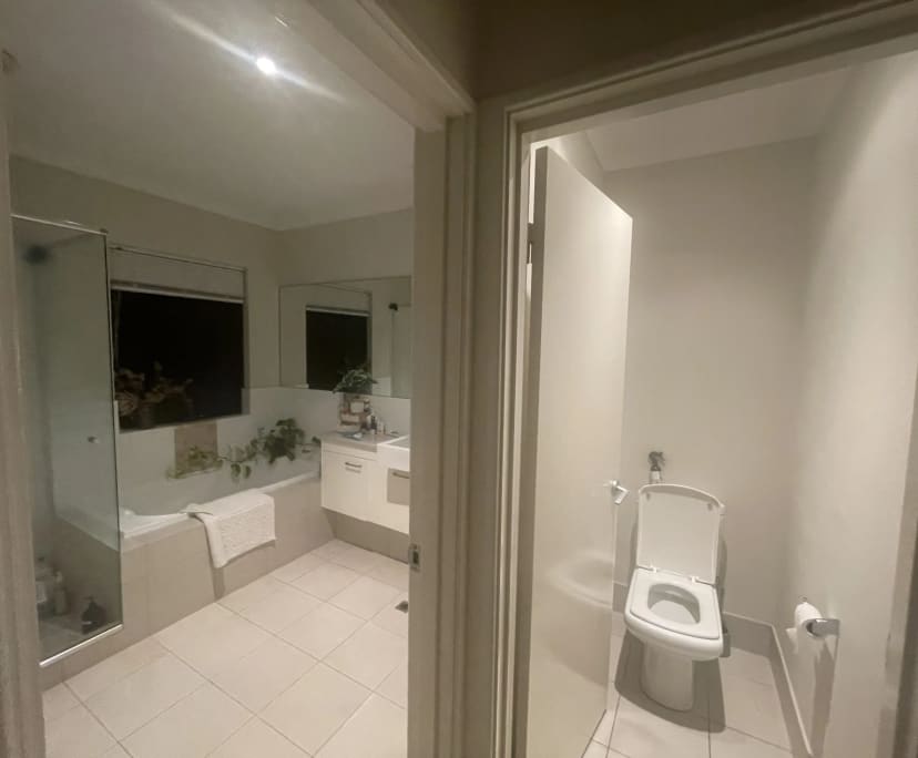 $195, Share-house, 3 bathrooms, Perth WA 6000
