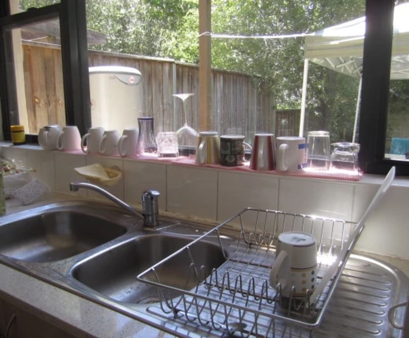 $150, Share-house, 4 bathrooms, Forest Lodge NSW 2037