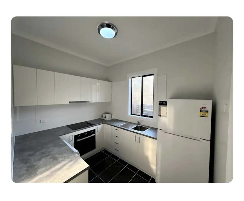 $250, Share-house, 4 bathrooms, Albion VIC 3020