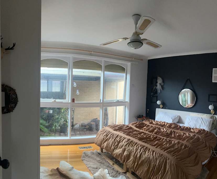 Furnished room in a share house