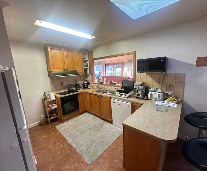 $300, Share-house, 2 rooms, Oak Park VIC 3046, Oak Park VIC 3046