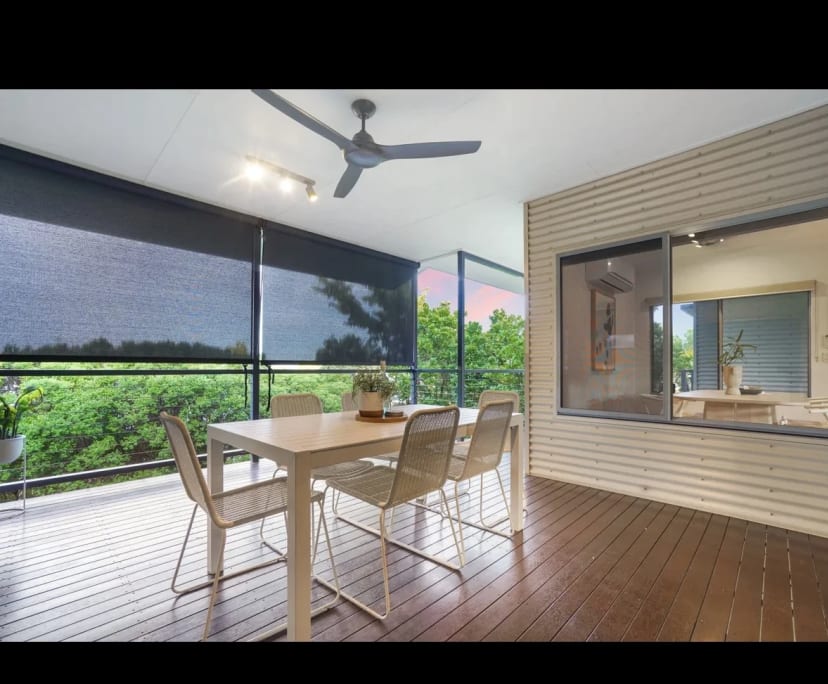 Unfurnished room with own bathroom