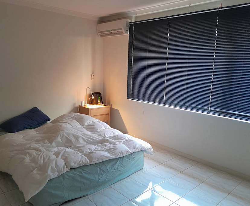 Room in a share house