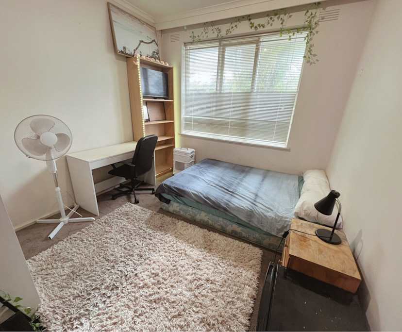 Furnished room in a share house