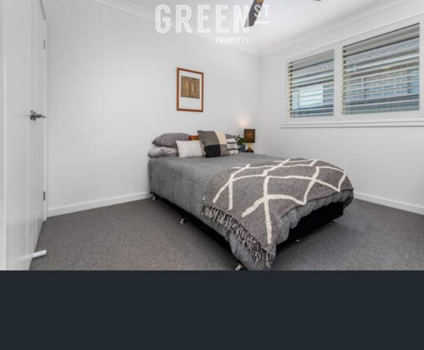 Room in a share house