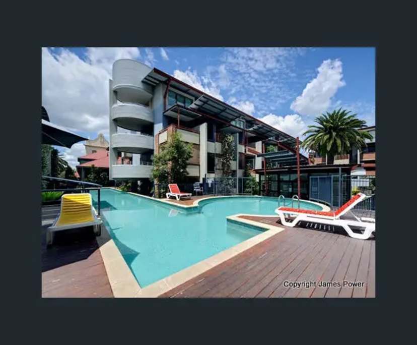 $400, Flatshare, 2 bathrooms, Teneriffe QLD 4005