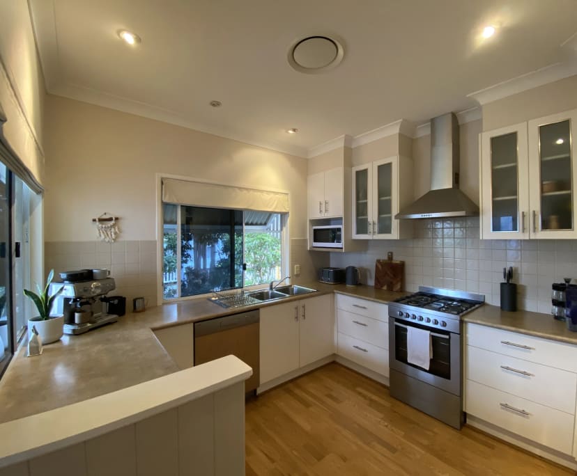 $270, Share-house, 3 bathrooms, East Brisbane QLD 4169