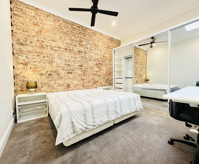 Furnished room in a share house