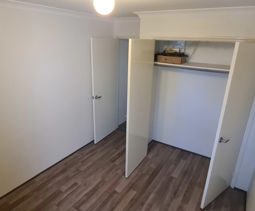 $215, Share-house, 3 bathrooms, Armadale WA 6112