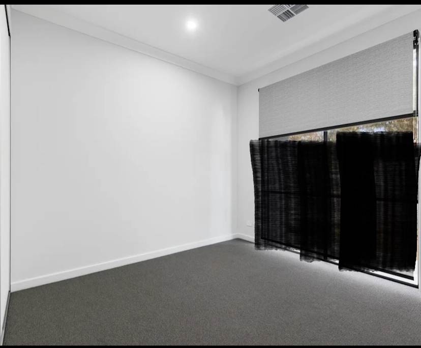 Unfurnished room in a share house