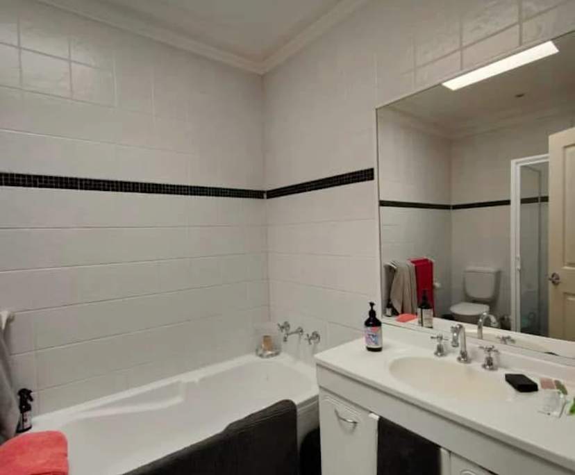 Unfurnished room in a share house