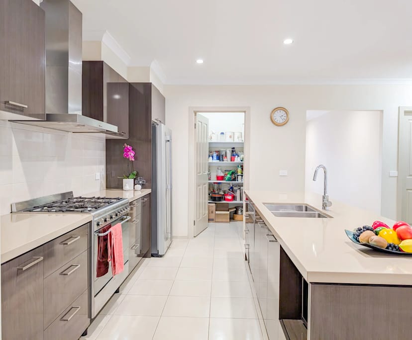 $196, Share-house, 5 bathrooms, South Morang VIC 3752