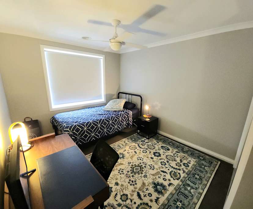 Room in a share house