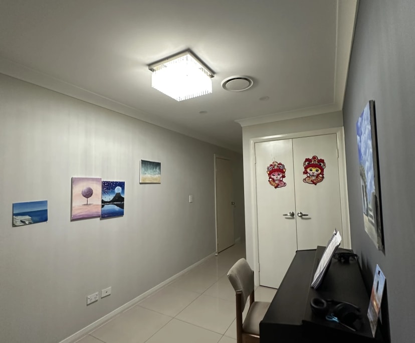 Furnished room in a share house