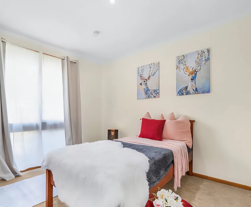 Unfurnished room in a share house