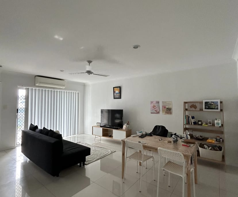 Unfurnished room with own bathroom