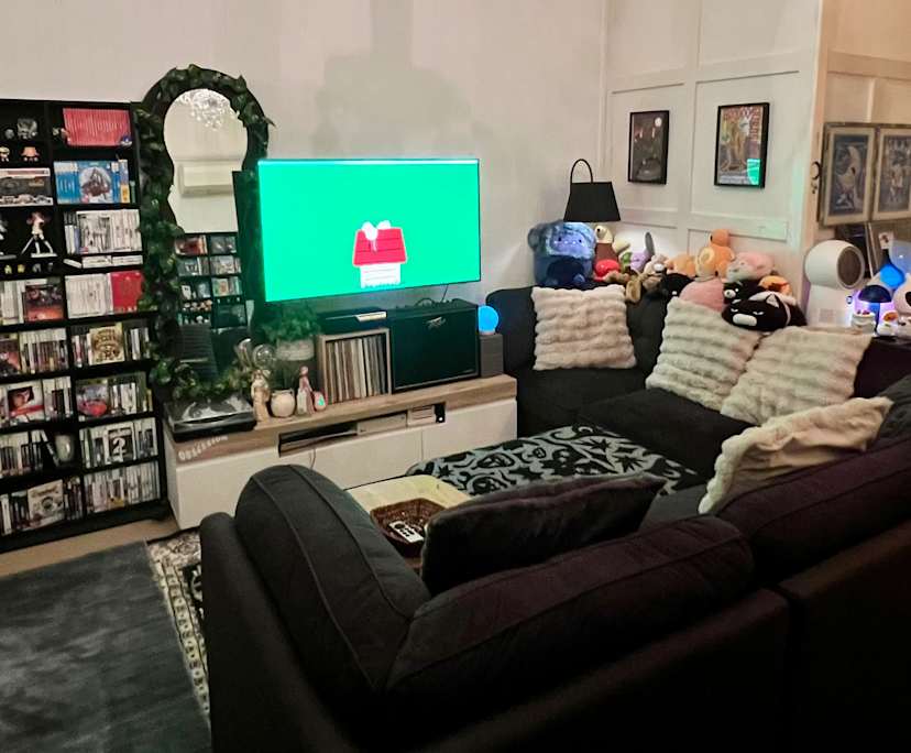 Unfurnished room in a share house