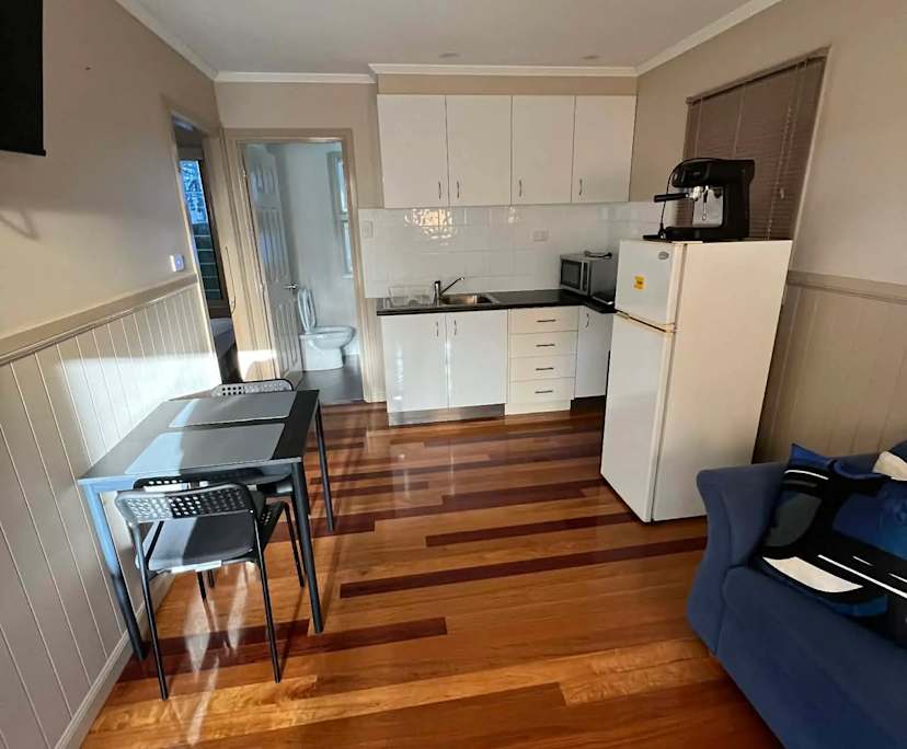 Furnished room granny flat for rent