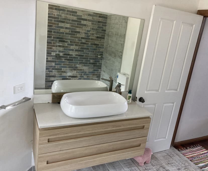 Room with ensuite in a share house