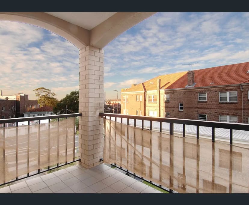 Furnished room in a flatshare