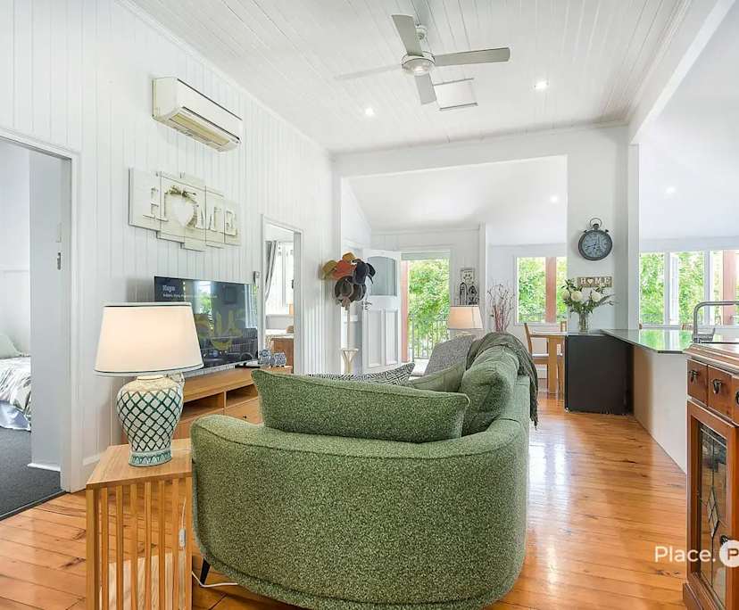 Unfurnished room in a share house