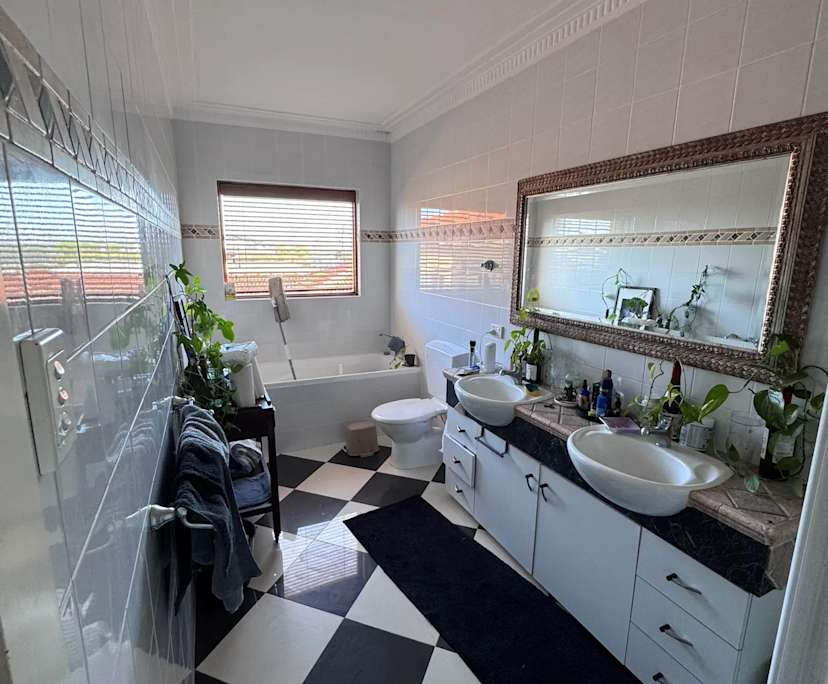 $300, Share-house, 4 bathrooms, North Perth WA 6006