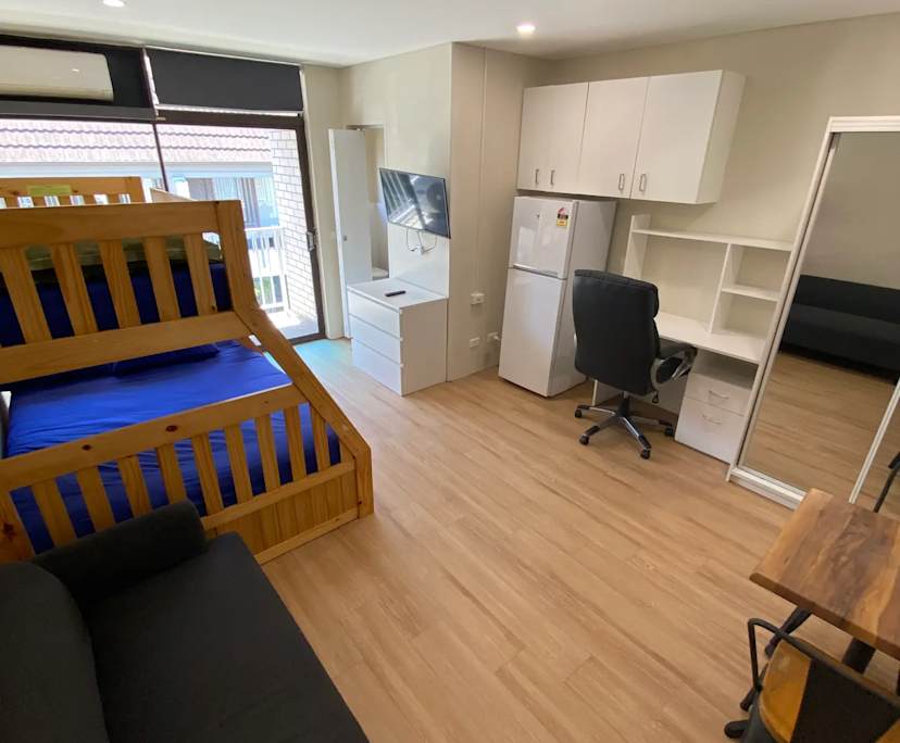 $515, Student-accommodation, 1 bathroom, Glebe NSW 2037