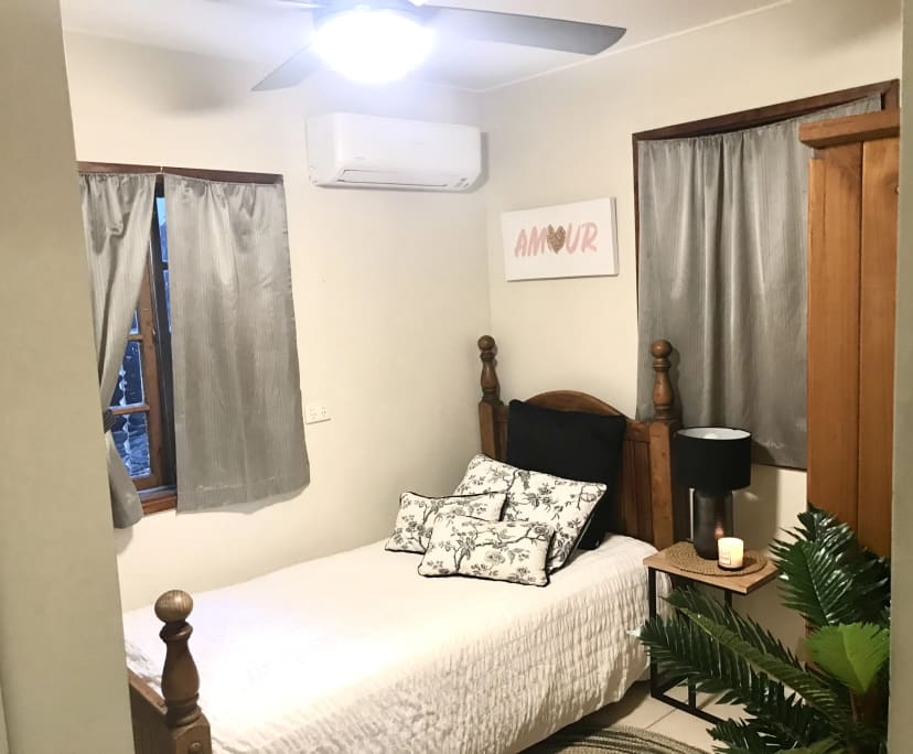 $230, Share-house, 6 bathrooms, Kangaroo Point QLD 4169